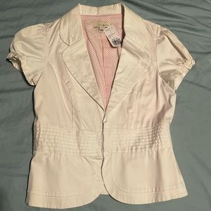 White short sleeve blazer